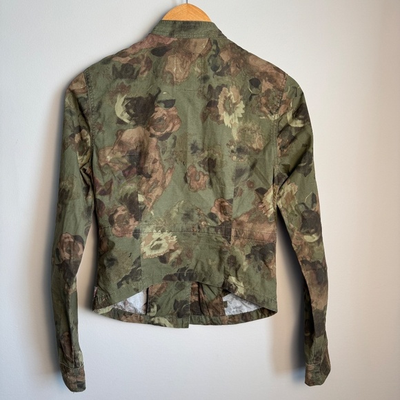 GUESS Women's Long Sleeve Army Floral Camo Lightweight‎ Jacket Green X-Small - Picture 5 of 14